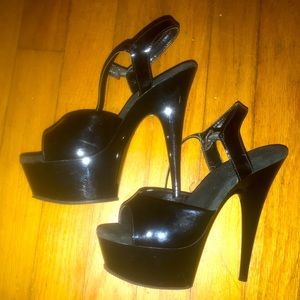 Pleasers 6” High Heels - Size 6